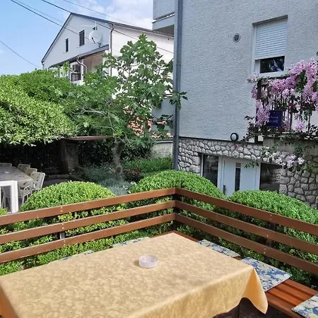 Perunika Apartman