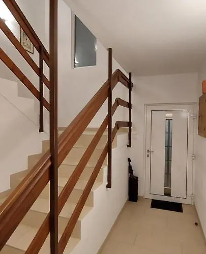 Perunika شقة سيلتسي