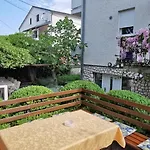 Perunika 아파트